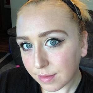 Meet your Posher, Jenn